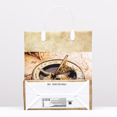 Golden Compass package, soft plastic, 26 x 23 cm, 110 μm-1