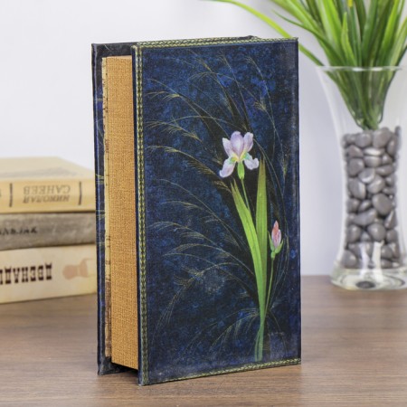 Safe-book wood "Irisa" embossing silk 21x13x5 cm-4