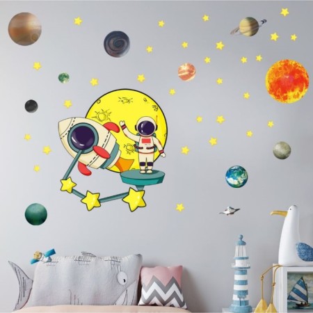 Interior color sticker "Cosmonaut at the space station" 30x60 cm nr 2 sheets 70673