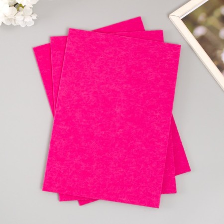 A set of hard felt "Astra" (3 pcs) fuchsia, 3 mm, 20x30 cm-1