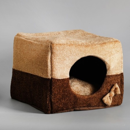 Transformer House "Vorsinka", 43 x 43 x 34 cm, mix-13