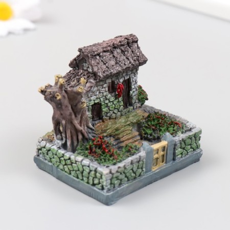 Figure for Florarium Polystone "Stone House with Garden" 7x6x6.5 cm-1