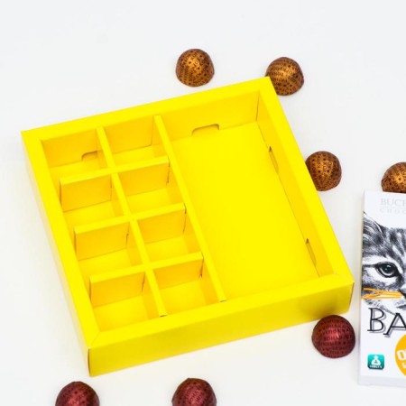 Box for 8 sweets + chocolate, with a window, "love is...", orange, 17.7 x 17.85 x 3.85 cm-2