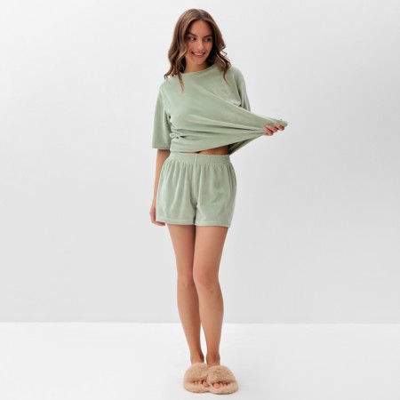 Women's costume (T -shirt and shorts) KAFTAN PLUSHY p. 48-50, green-1
