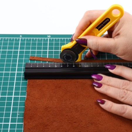 A ruler for the skin, anti -slip, with an emphasis, metal, 20 cm, thickness 34 mm-7