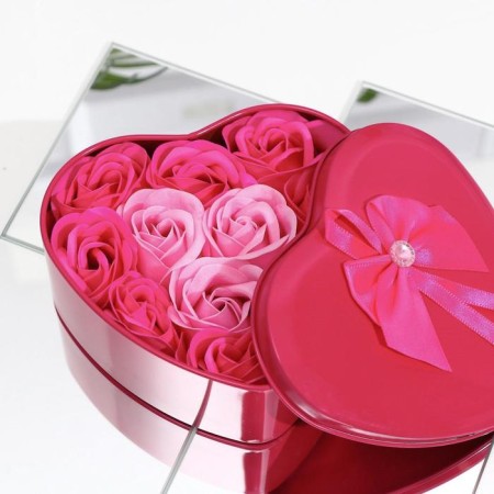 Soap roses, fuchsia and pink, set of 11 pcs.