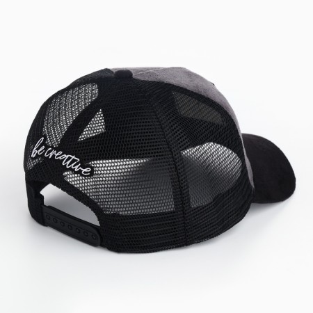Men's cap with a DIGNITY grid, black color, rr 56