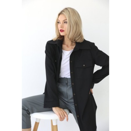Free cut shirt with pockets, size 50