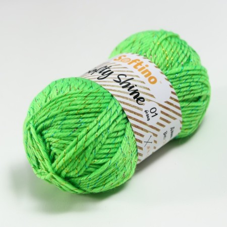 Yarn 70% acrylic, 30% silk "Softy Shine" 50 g 85 m color 20 grass-1