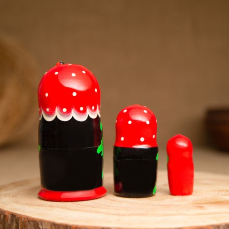 Matryoshka 3 puppet "Masha" with God's cow, 11cm, manual painting.-1