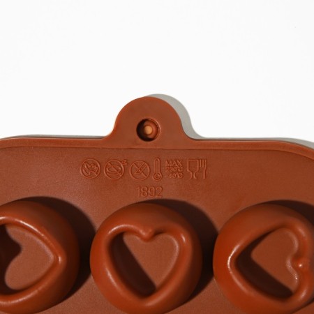 Form for chocolate of the share "Heart", silicone, 23.2 × 12 × 1 cm, 15 cells (d = 3.3 cm), brown color-5