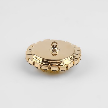 The button is decorative, d = 30 mm, the color of the gold/black-1