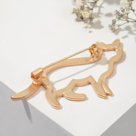 Brooch "cat", color matte gold-1