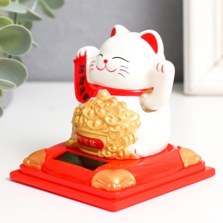 Plastic pendulum from the solar battery "White Mani-Neko C with the Mount of Eucks" 7x7x7.5 cm-3