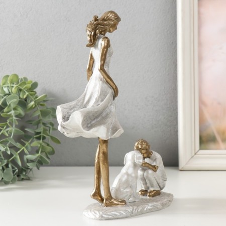 Polystone souvenir "Mom and son on a walk with a dog" 16x7.5x24 cm-1