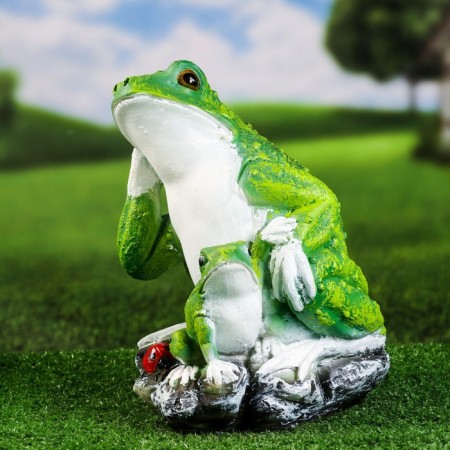 Garden figure "Frog with a frog" 30x22cm-1