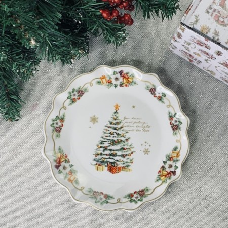 A set of 6 plates Lenardi, 19 cm, New Year print