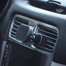 Phone holder in the CD player slot, magnetic, rotary