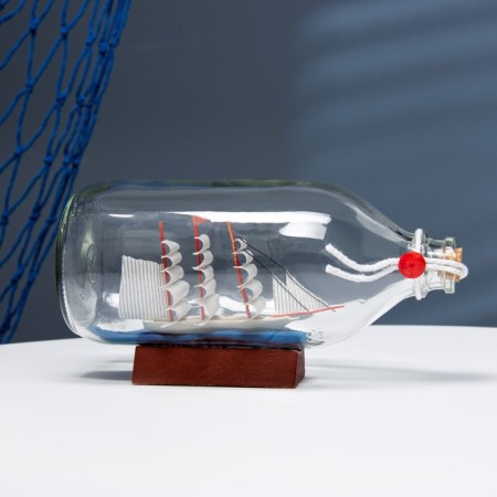 Souvenir ship in a bottle 18x10x8cm, white-1