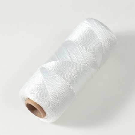 Polyamide twisted 187*1*2 /250 m (white)-1