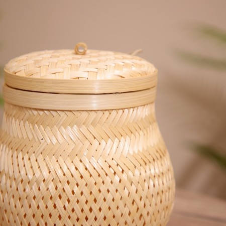 Basket with a lid weaved, from bamboo 20x20x22 cm-3
