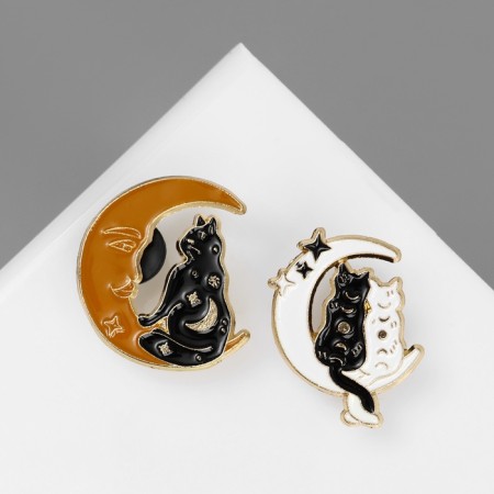 Set of icons (2 pcs.) "Cats on the Moon", color in gold-6