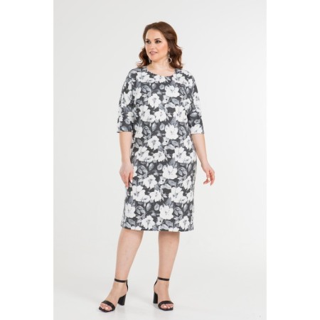 Women's dress, size 68