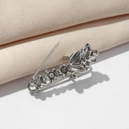 Pin "flowers and leaves", 2.8 cm, white color in black silver-3