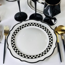 Set of plates Lenardi 