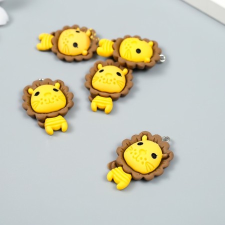 Decor for creativity plastic "Brave lion with a loop" 0.8x2.3x3 cm