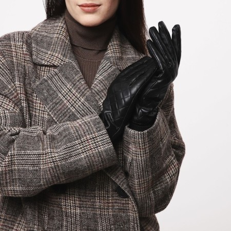 Gloves are female, dimensionless, without insulation, black color-3