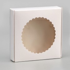 Box the team, white, with a window, 11.5 x 11.5 x 3 cm