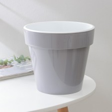 Kashpo for flowers with an insert 
