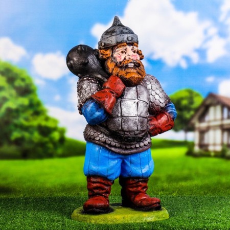 Garden figure "hero" 25x33x72cm