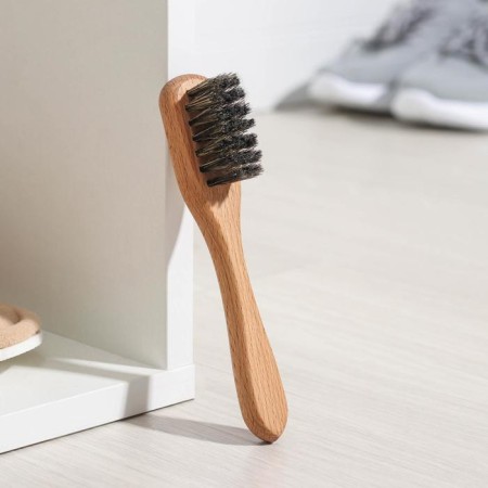 Savanna shoe brush, 16 × 3.2 cm, 26 bundles of beech, wax