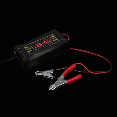 Charger of the battery 12 V, 10A, automatic, 150-250 V, 87 W, LCD display-1
