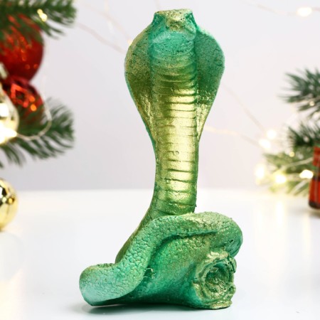 Figure "Snake of Seraphim" light green, 10x6x6cm-1