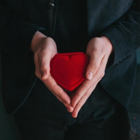 Velvet case for the set "Heart" 9 × 8.5, red color-3