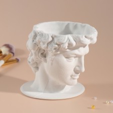 Interior subject 