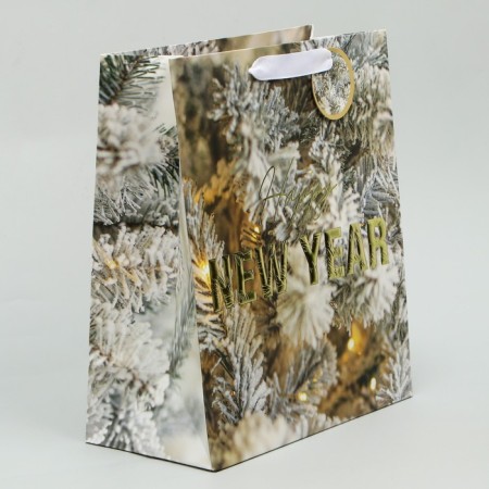 Laminated vertical package, congregation embossing "Happy New Year", Ml 23 x 27 x 11.5 cm, New Year-1