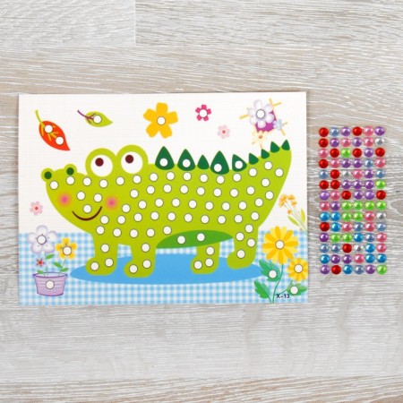 Application with round rhinestones "Crocodile"