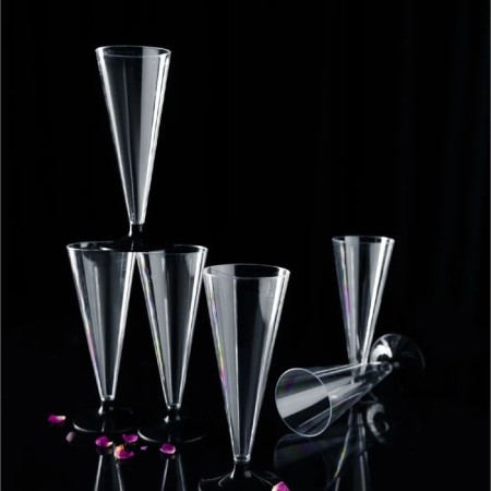 A single -single -plastic glass for champagne “cone”, 150 ml, with a black leg, the color is transparent-8