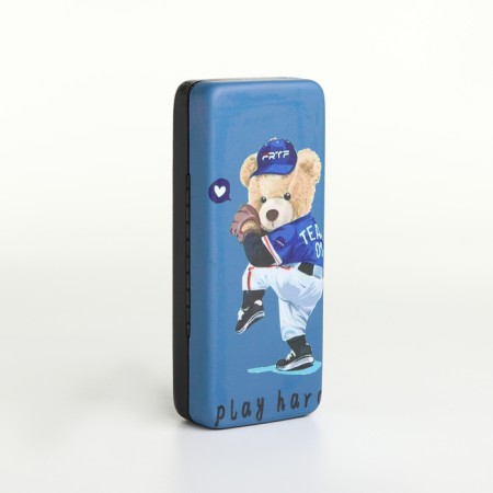 Case for glasses on the cracker, the color is blue