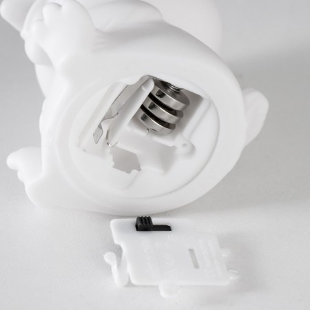 Nightnik "chicken" LED from batteries white 6x6x6 cm Risalux-10