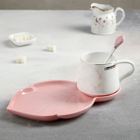 Tea couple ceramic "leaf", 3 objects: a cup 320 ml, a saucer 25.5 × 16 cm, a spoon, pink color