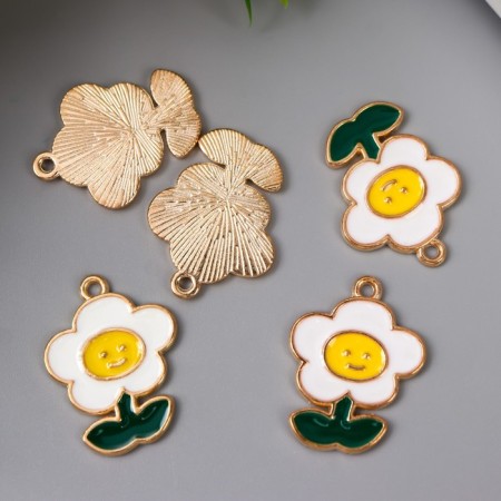 Decor for creativity Metal "Sunflower White" enamel 2.4x1.8 cm-2