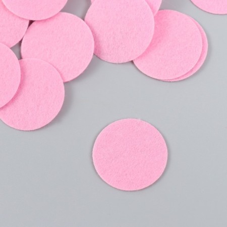 Felt circles (D 2.5-3.5 cm), 1mm, 50 pcs, pale pink