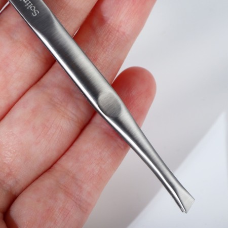 Pinzet begged, 9 cm, on a blister, matte silver color, 092-6
