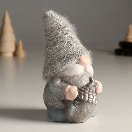 Souvenir Ceramics "Gnomic with stoopers, in gray" 9.5x8.3x15 cm-1