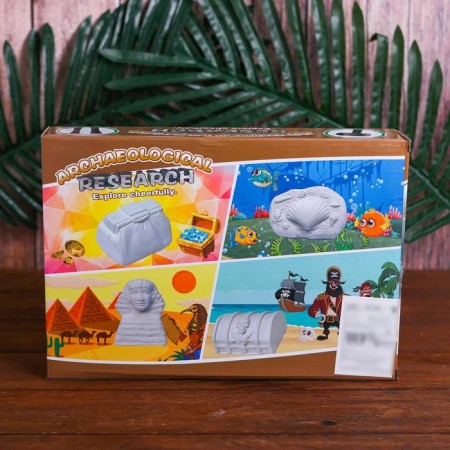 Set of archaeologist "Pirates", series: 4 briquettes, hammer, chisel-2